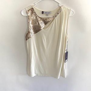 Jennifer Lopez top size medium